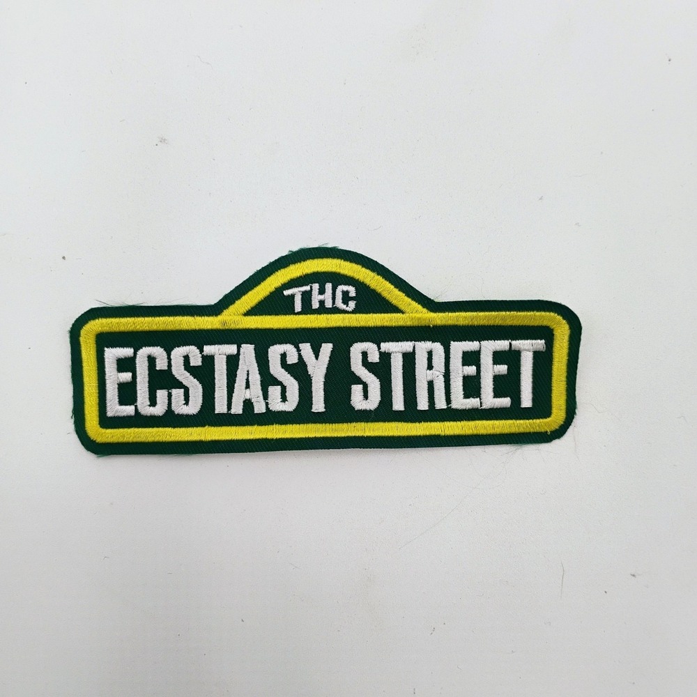 THC Clothing Street Sign Embroidered Patch Iron-On Funny Parody Vintage 90s Y2k